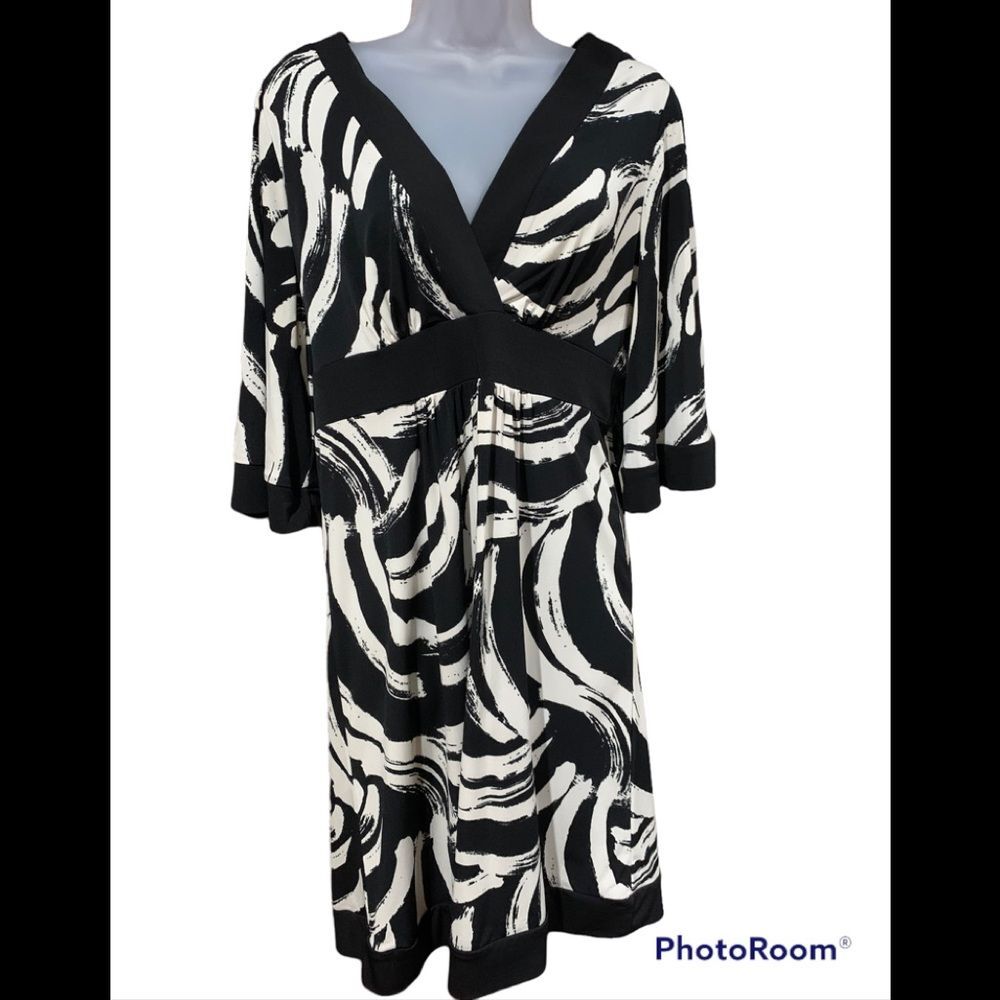 My Michelle XL Black & White Dress Belted Back fit & flare Like New VIntage